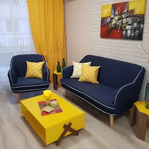 rezervați aici